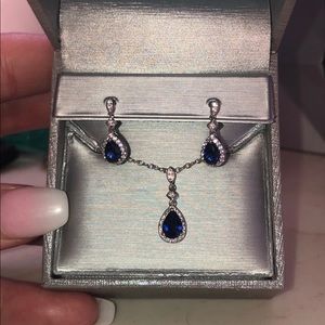 Zales Pendant & Earrings Set